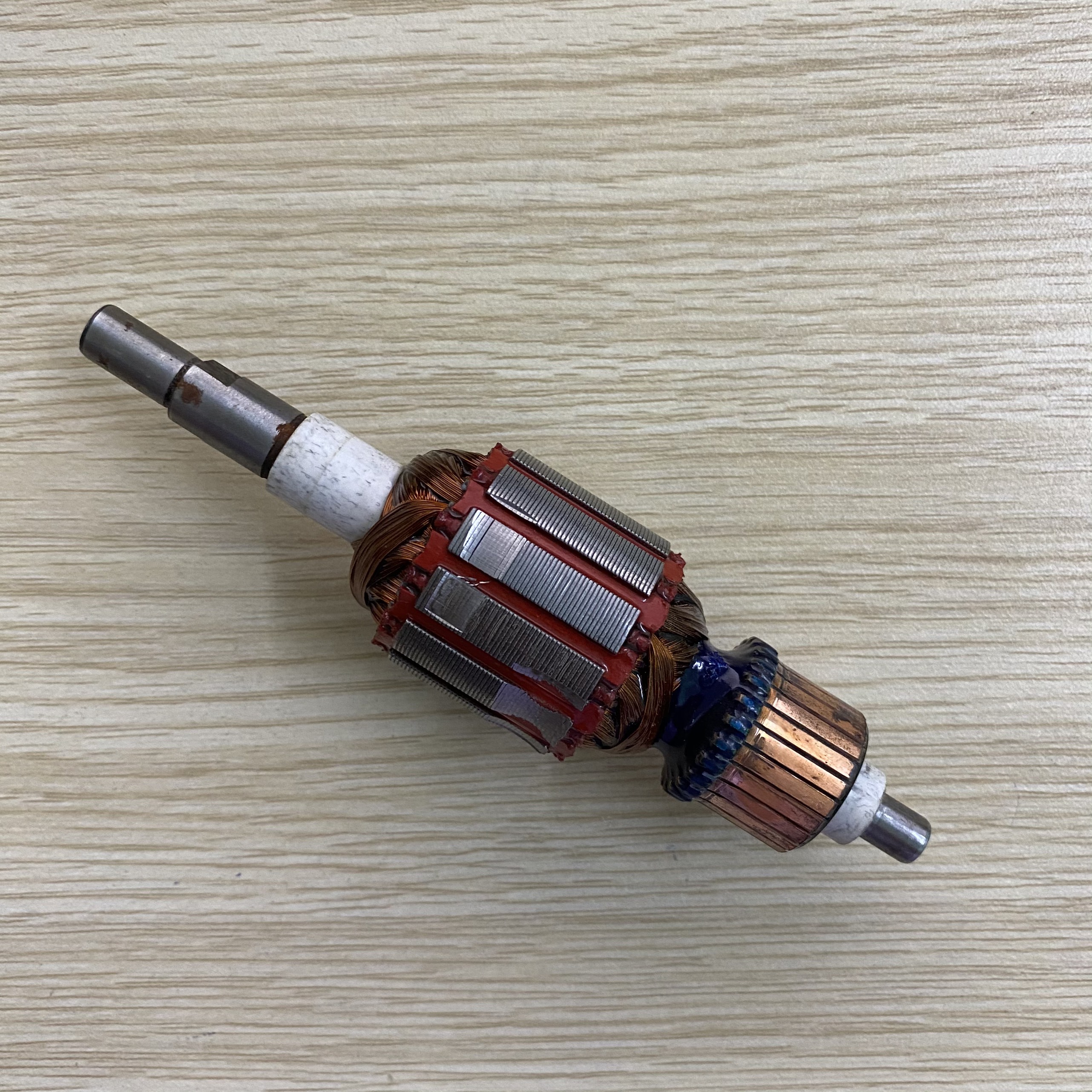 Rotor chà nhám Makita M9200 Maktec MT925 220V - Tặng chổi than