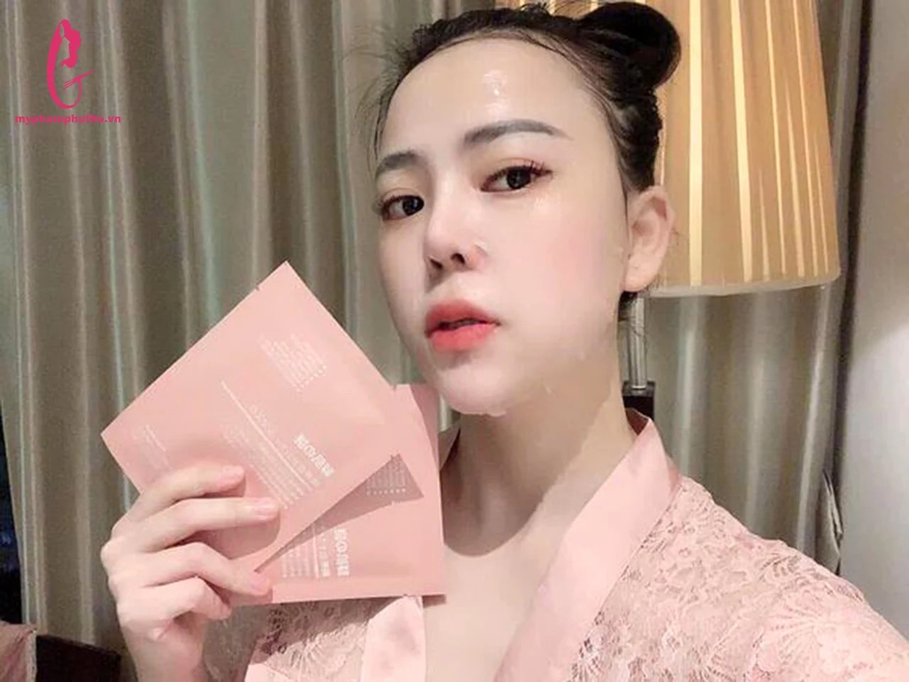 Combo 10 Miếng Mặt Nạ Nhau Thai Cừu Nhật Trắng Mịn  Cấp Ẩm Da