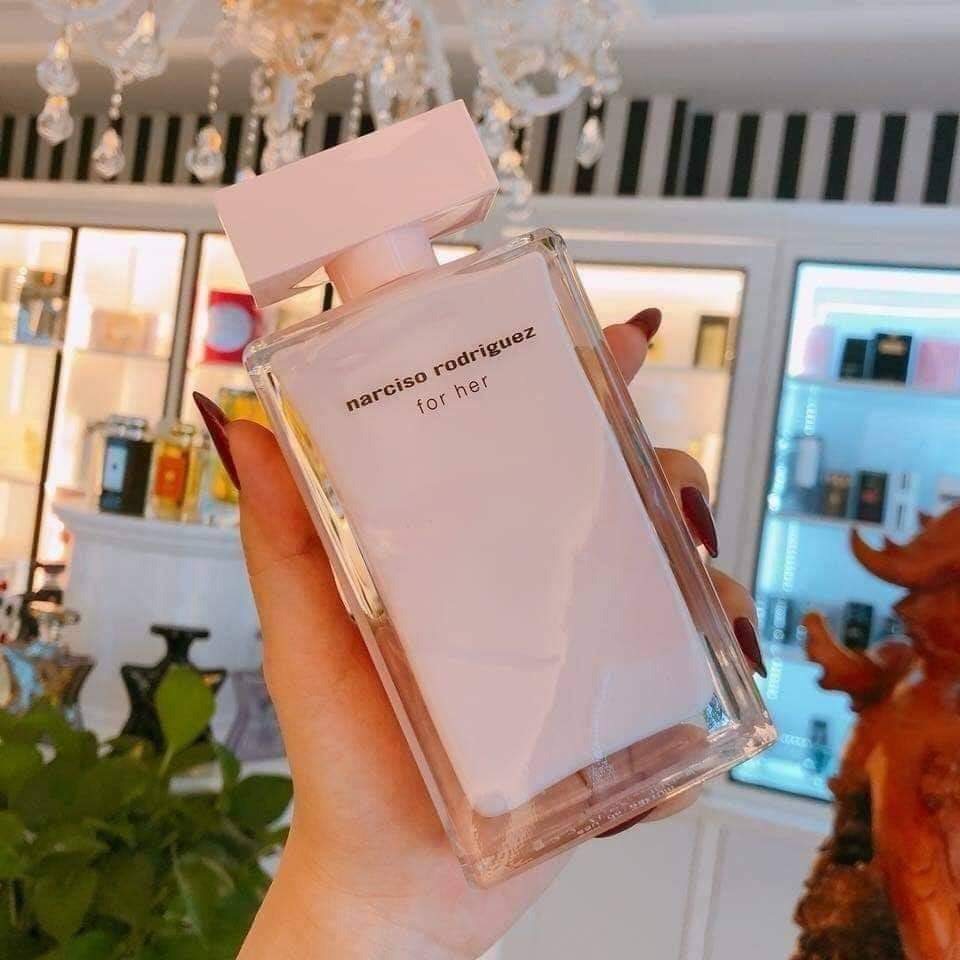 NƯỚC HOA NARCISO HỒNG NHẠT