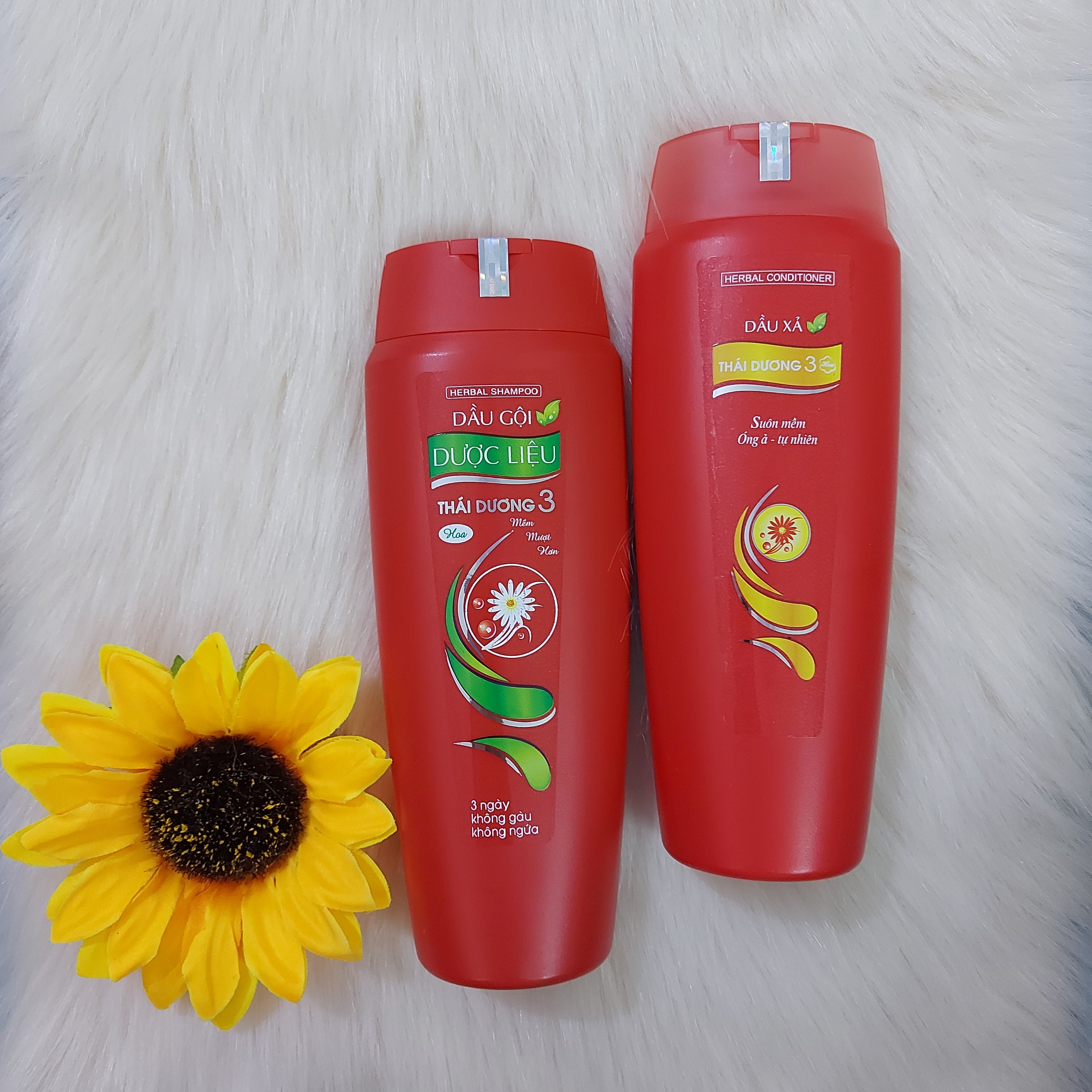 Combo Gội - Xả Thái Dương 3 - Hương Hoa (200Ml)