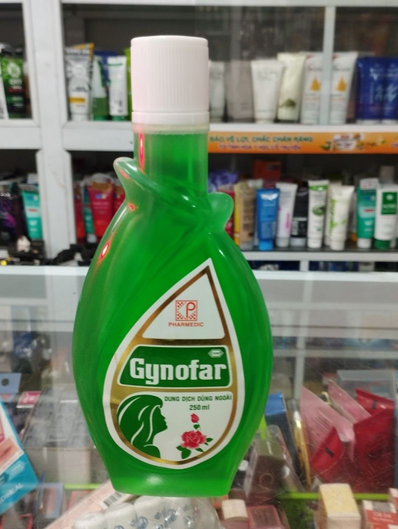Dung dịch vệ sinh phụ nữ Gynofa ( 250ml - 500ml)