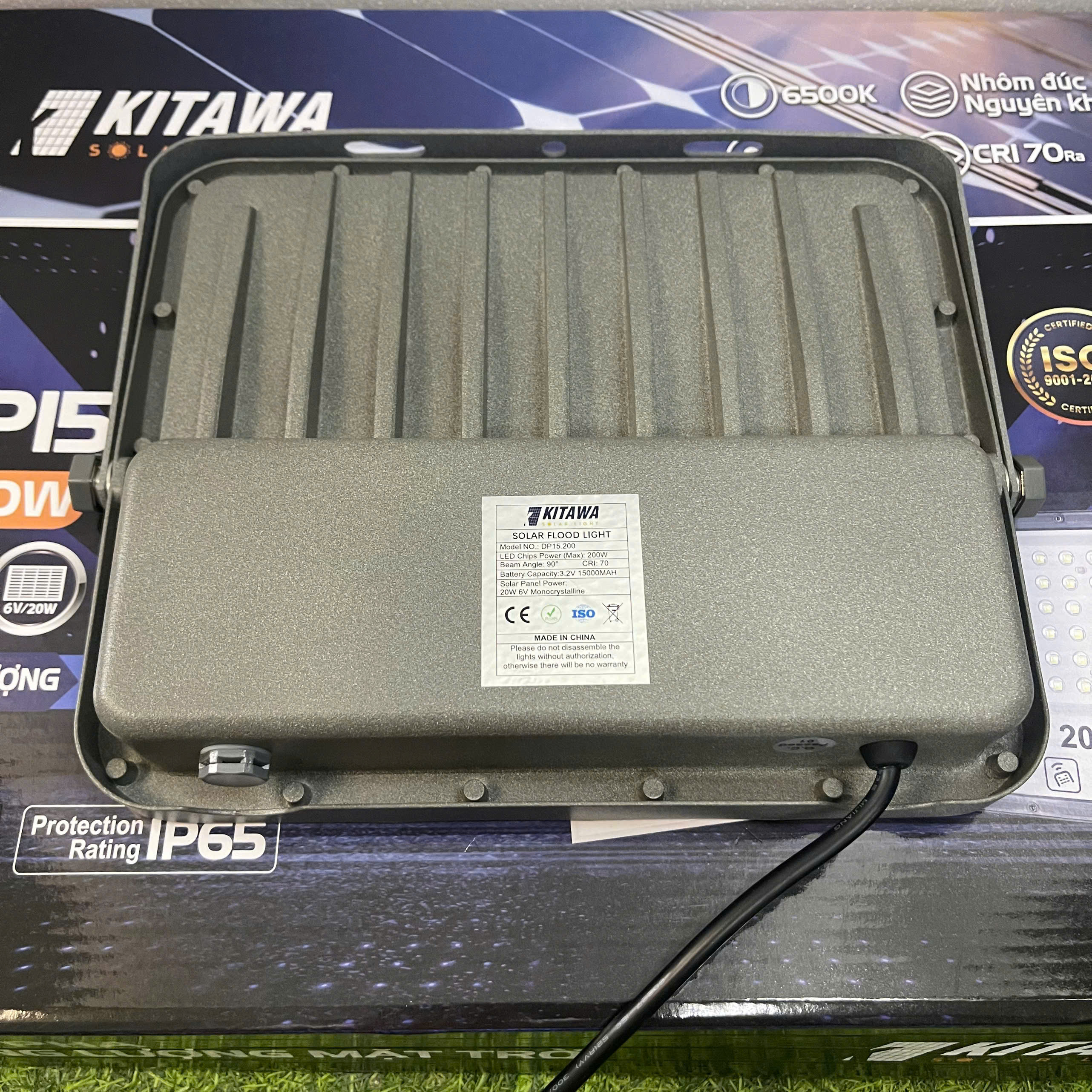 Đèn Pha Chống Chói Năng Lượng Mặt Trời 200W KITAWA - DP15.200