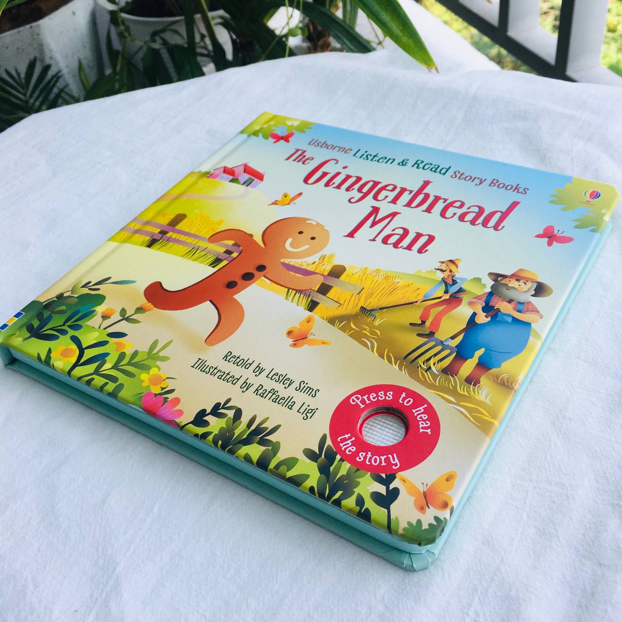 Sách Usborne Listen and Read Story Books : The Gingerbread Man - Có Âm Thanh Giúp Bé Nghe Đọc Theo