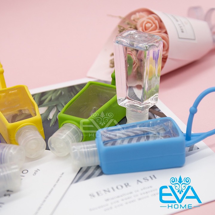 [HCM]Chai Chiết Mỹ Phẩm Nhựa Pet Nắp Bật 30 Ml Kèm Vỏ Bọc Silicone Có Dây Treo Tiện Lợi