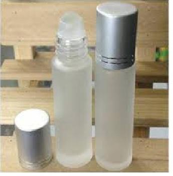 Lăn Môi Dầu Dừa Lọ 10Ml ( Giúp Làm Mềm Môi Chống Nứt Nẻ...)