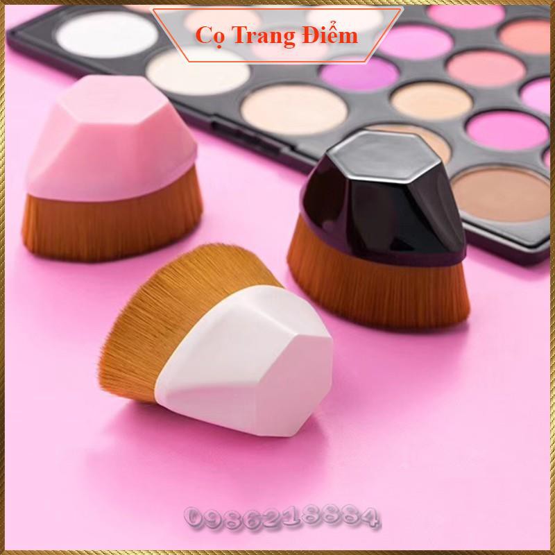 Cọ tán kem nền trang điểm tay cầm lục giác CTK3