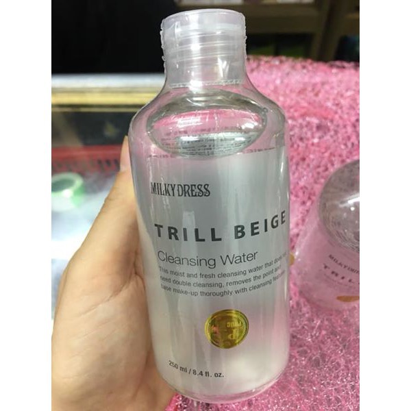 Nước Tẩy Trang Làm Sạch Sáng Da Milky Dress Trill Beige 250Ml