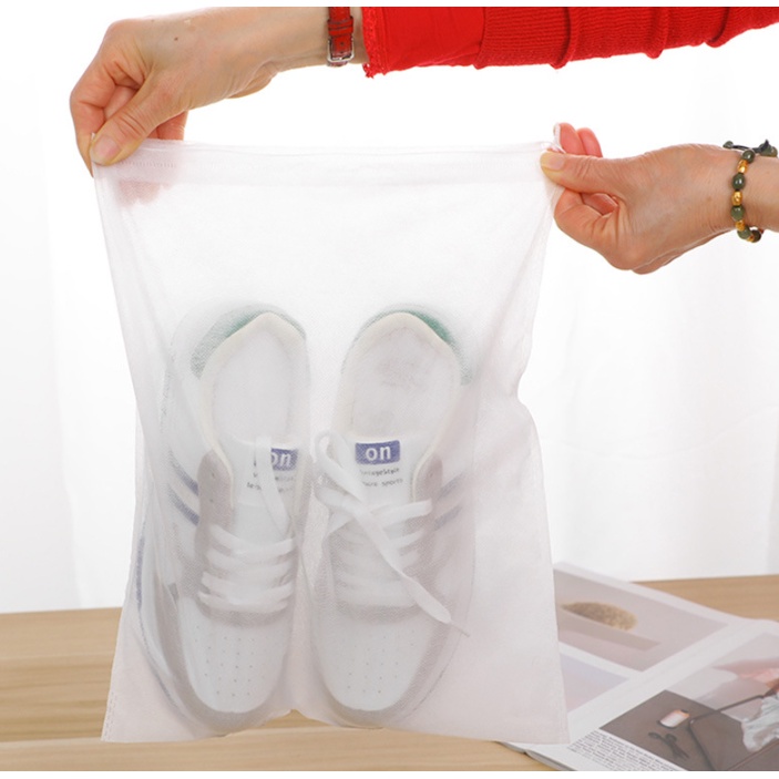 Túi đựng giày chất liệu vải không dệt bảo quản giày chống bám bụi