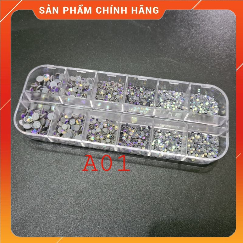 Đá trang trí móng tay