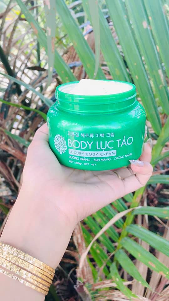 [Hcm][Chính Hãng] Kem Body Lục Tảo Soo Young Korea - 250 Gram - Dưỡng Da Nâng Tone Thần Tốc Gúp Da Đàn Hồi Mịn Màn Tươi Trắng Thúc Đẩy Quá Trình Tái Tạo Sản Sinh Tế Bào Da Mạnh Mẽ