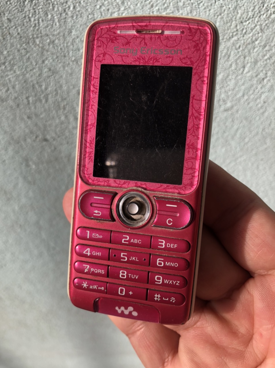 Điện thoại Sony Ericsson W200i