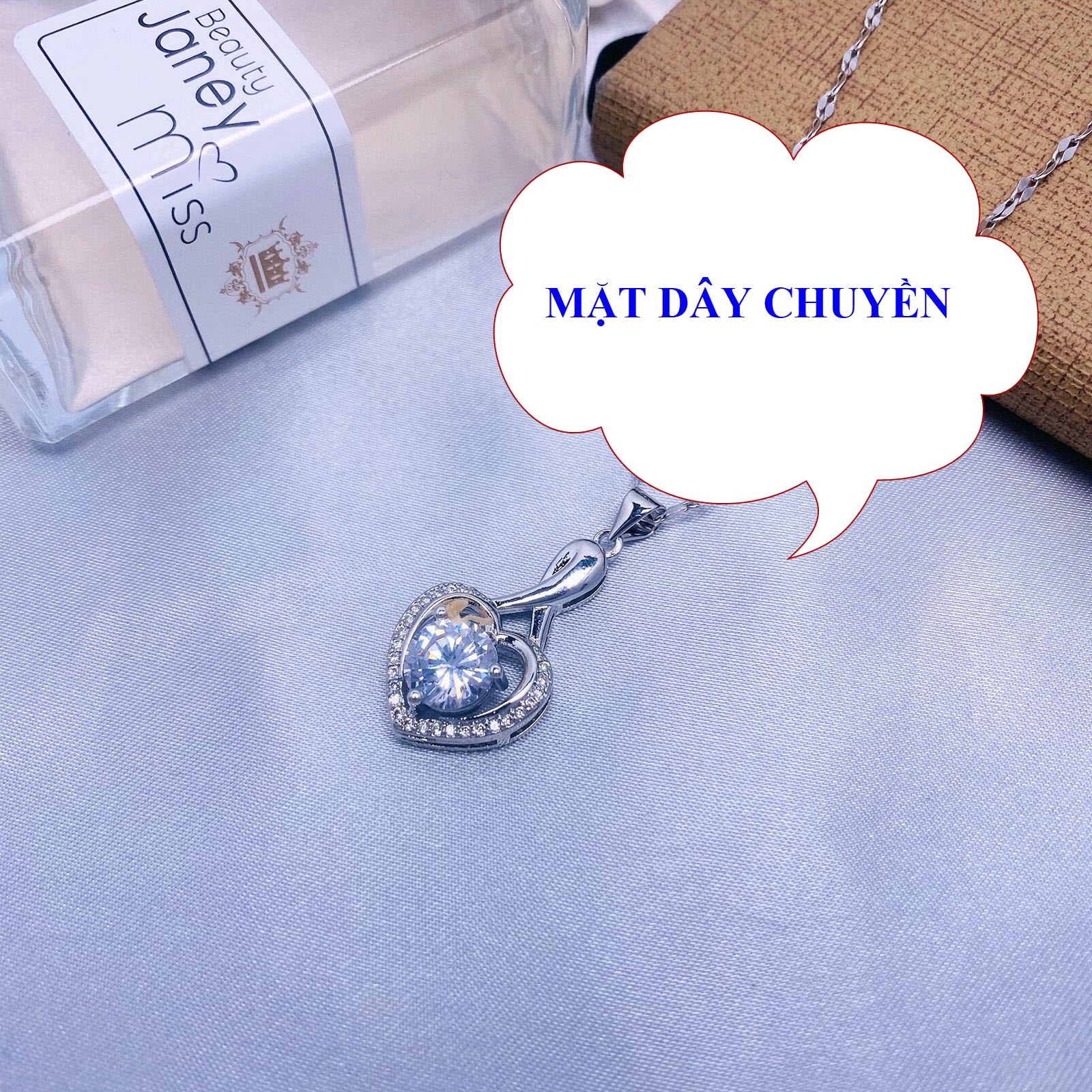 Mặt dây chuyền vàng hình trái tim mặt dây chuyền tim mặt dây chuyền trái tim