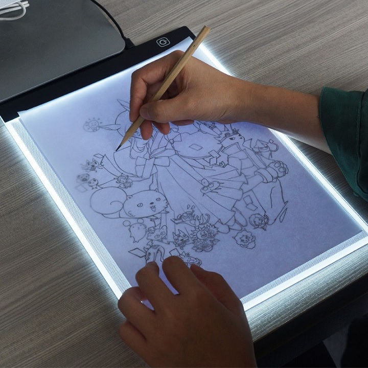 Bảng vẽ đèn led hắt sáng 3 cấp độ A4 trong suốt điều chỉnh độ sáng bảo vệ mắt chất lượng tốt.