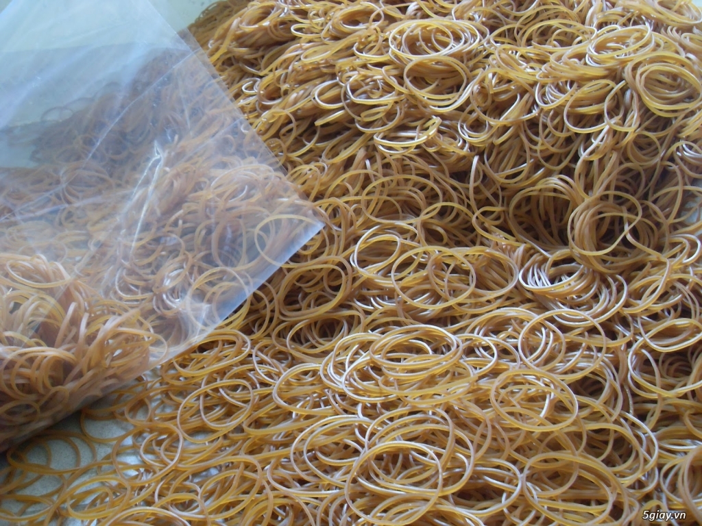 1 bịch (500g) Dây thun cột tiềncột đồ.ba size đại trung và tiểu cực daibền đẹp