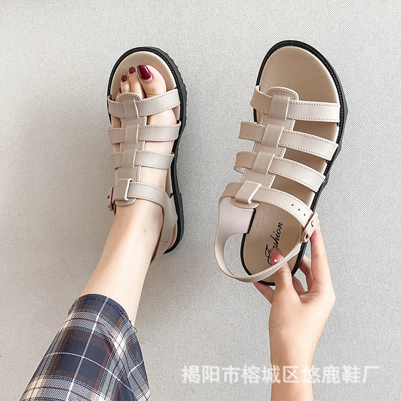 Dép Sandal nữ đi học kiểu rọ cao cấp chống nước cá tính thời trang Giày đi học nữ nhựa dẻo q