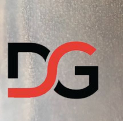 Sticker logo DG-Chỉ khuyến mãi trong hôm nay-công nghệ in pet chuyển nhiệt- ủi trực tiếp lên vải áo rất đẹp - 8cm - DG-MAJESTIC.CLO-Cluck