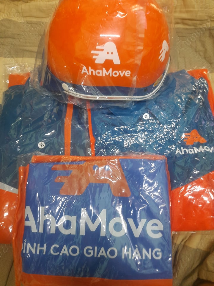 (FREESHIP) COMBO AHAMOVE 4 MÓN CỰC XỊN XÒ SIZE M LXL NHA 1 ÁO KHOÁT 1 ÁO THUN 1 NÓN BH 1 ÁO MƯA