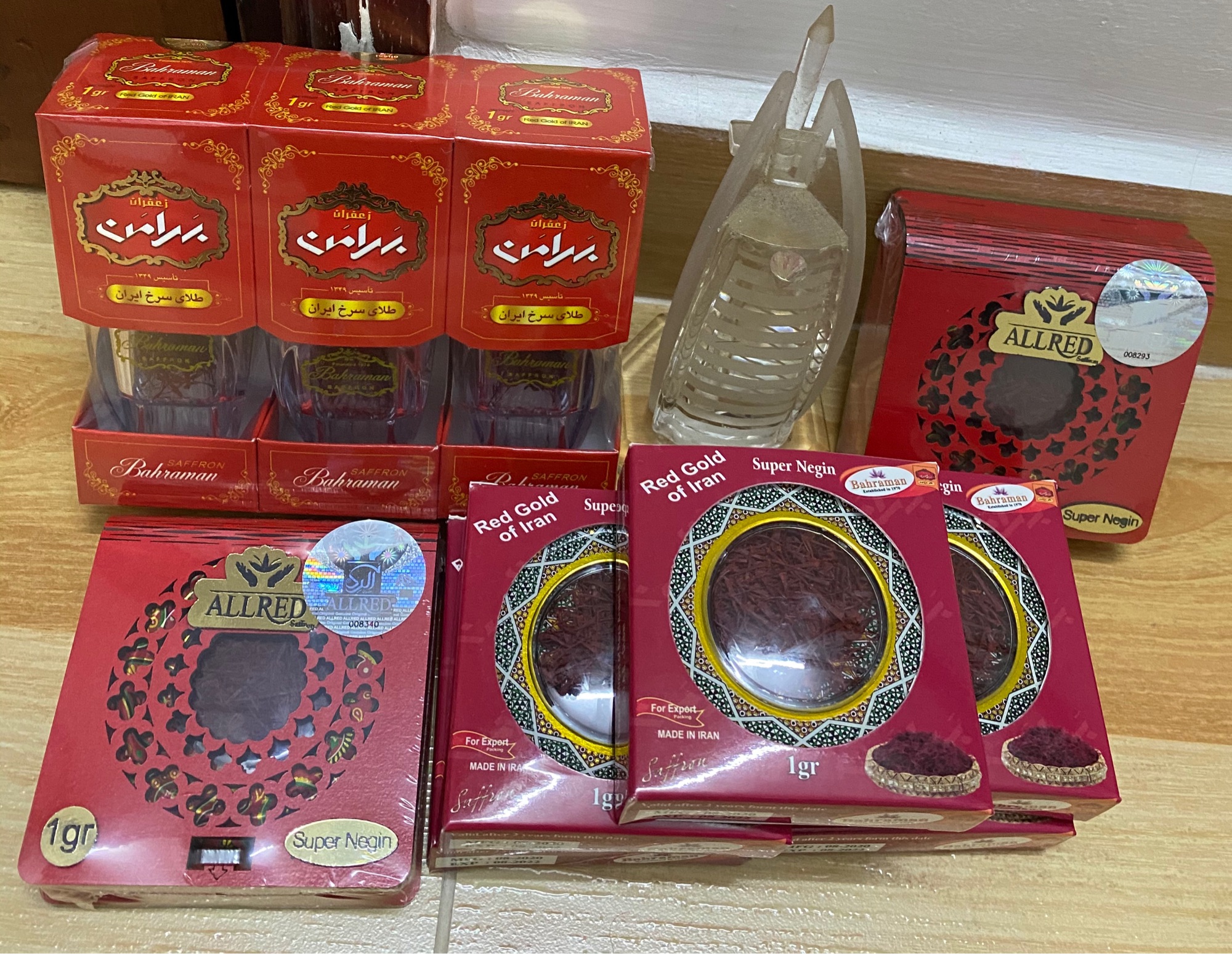 Nhụy Hoa Nghệ Tây Được Ví Như "Vàng Đỏ" Của Đất Nước Iran Với Nhiều Lợi Ích Chăm Sóc Sức Khỏe Và Nhan Sắc Tuyệt Vời. Nhụy Hoa Nghệ Tây - Safron Iran Loại 1 Hoạt Chất Crocin Có Trong Saffron Có Tác Dụng: