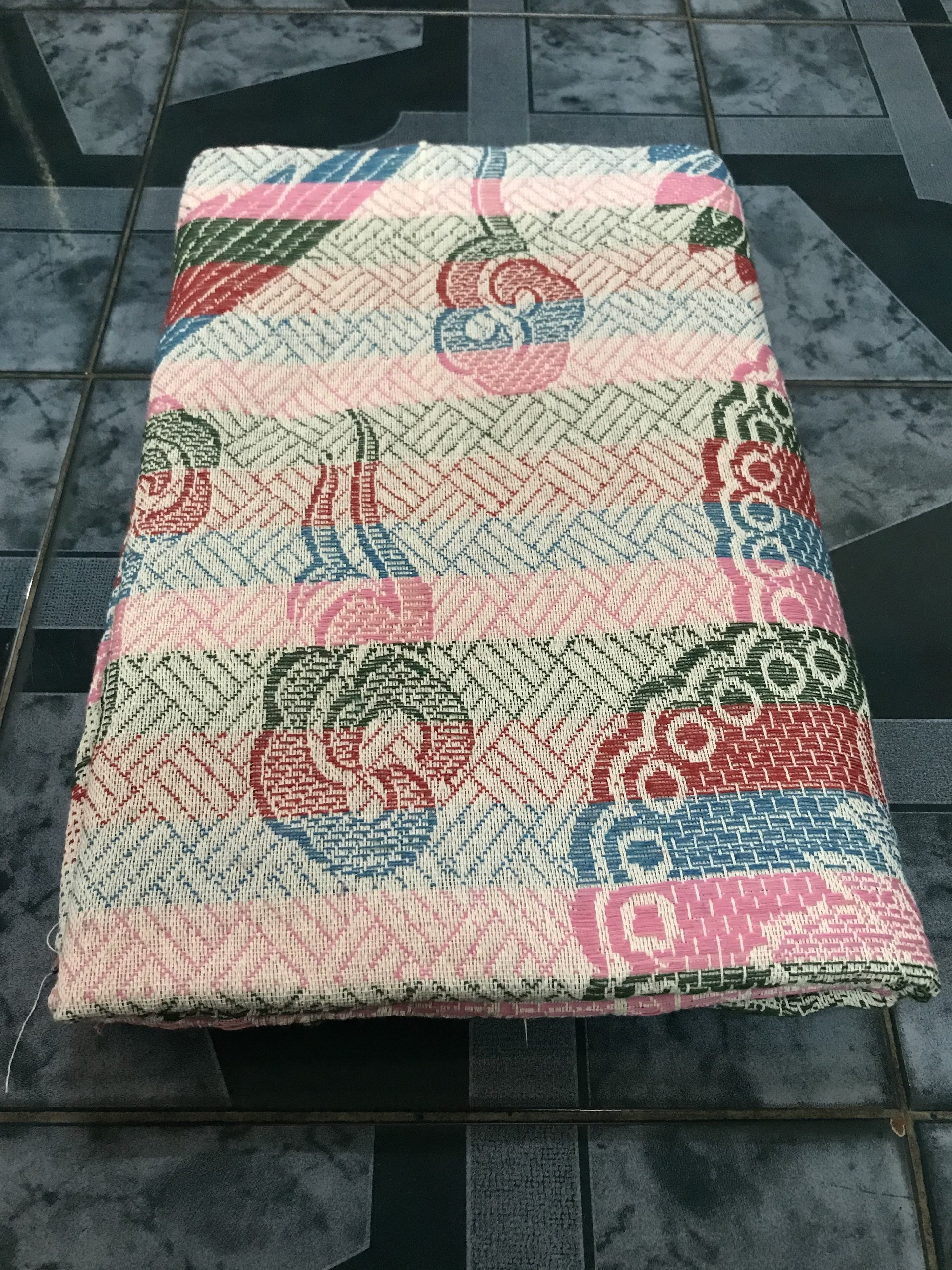 Mền chỉ cotton con công tím 1m5 x 2m nặng 750g - 800g