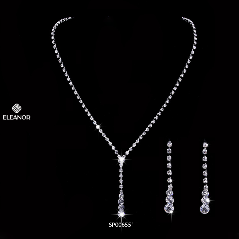 Dây chuyền bông tai vòng tay nữ Eleanor Accessories bộ trang sức đính đá sang trọng phụ kiện trang s