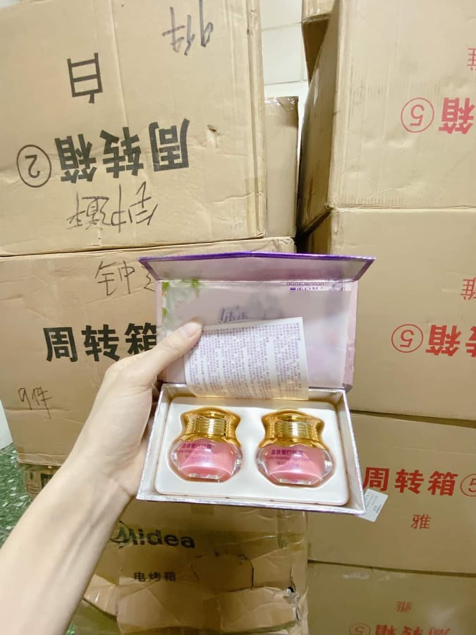 Bộ đôi ngày đêm kem hoàng cung hồng - bdoihong cam kết hàng đúng mô tả chất lượng đảm bảo an toàn cho người sử dụng
