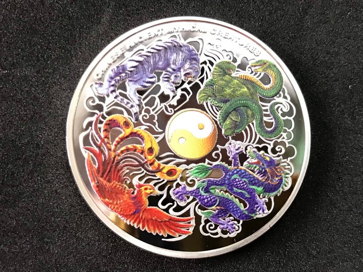 Xu tứ linh phong thuỷ tặng túi gấm Màu bạc Đường kính đồng xu là 4cm-TMT Collection
