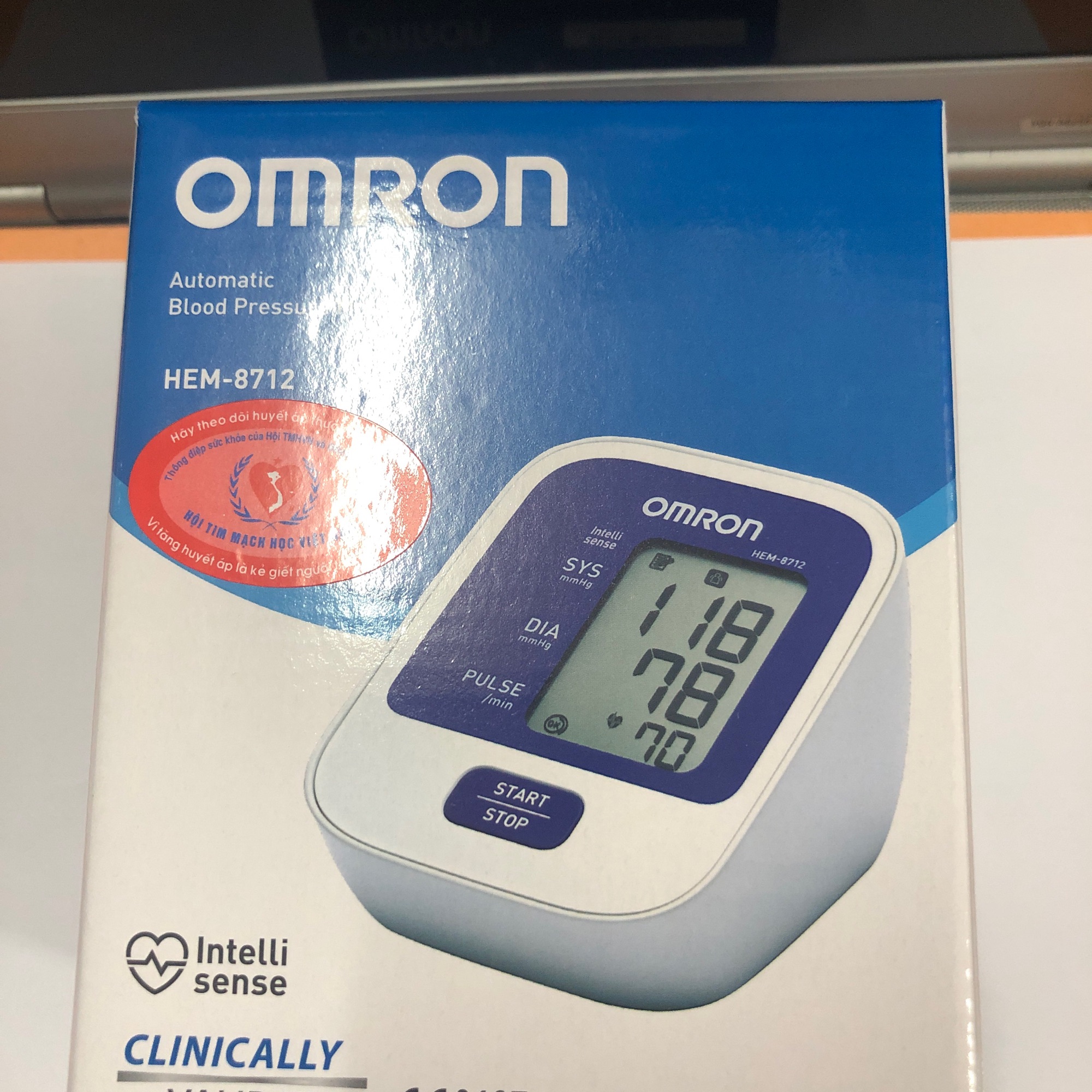 [HCM]Máy đo huyết áp Omron
