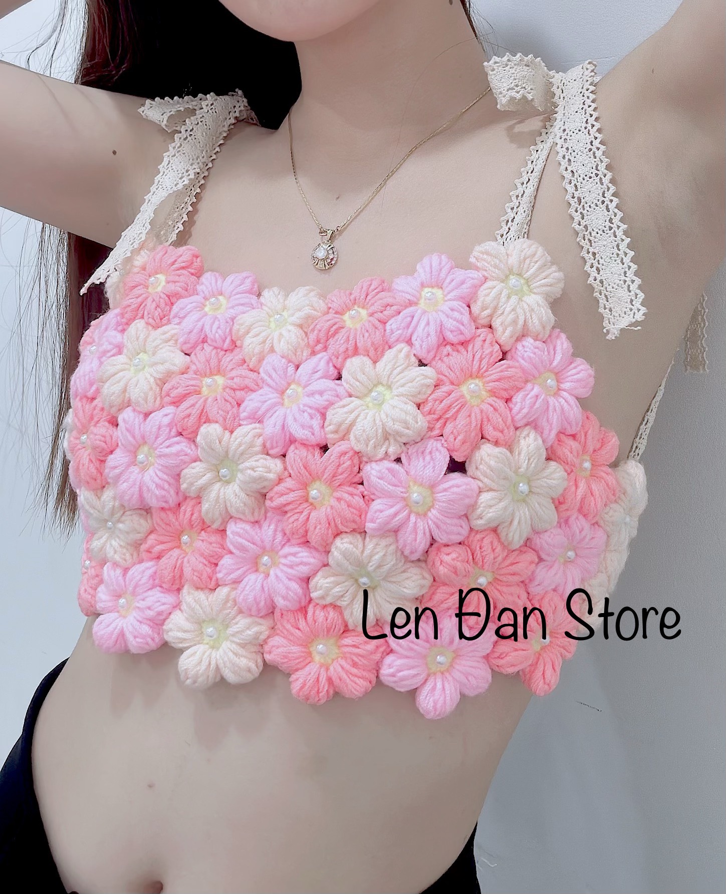 Áo len hoa handmade móc thủ công hoa len ghép màu hồng đính hạt trai