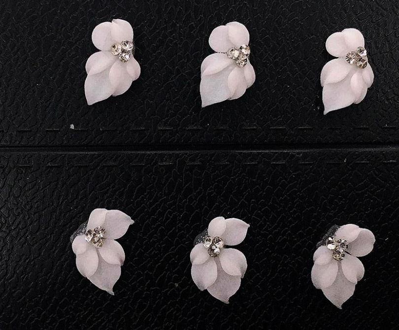 [HCM]Sản phẩm trang trí móng  vẽ nổi Nail desige  hoa vẽ nổi. Hoa nổi 4D Fantasy set 2 hoa theo màu.Hoa dễ bẻ from móng(hàng vẽ tay không đổ khuôn )