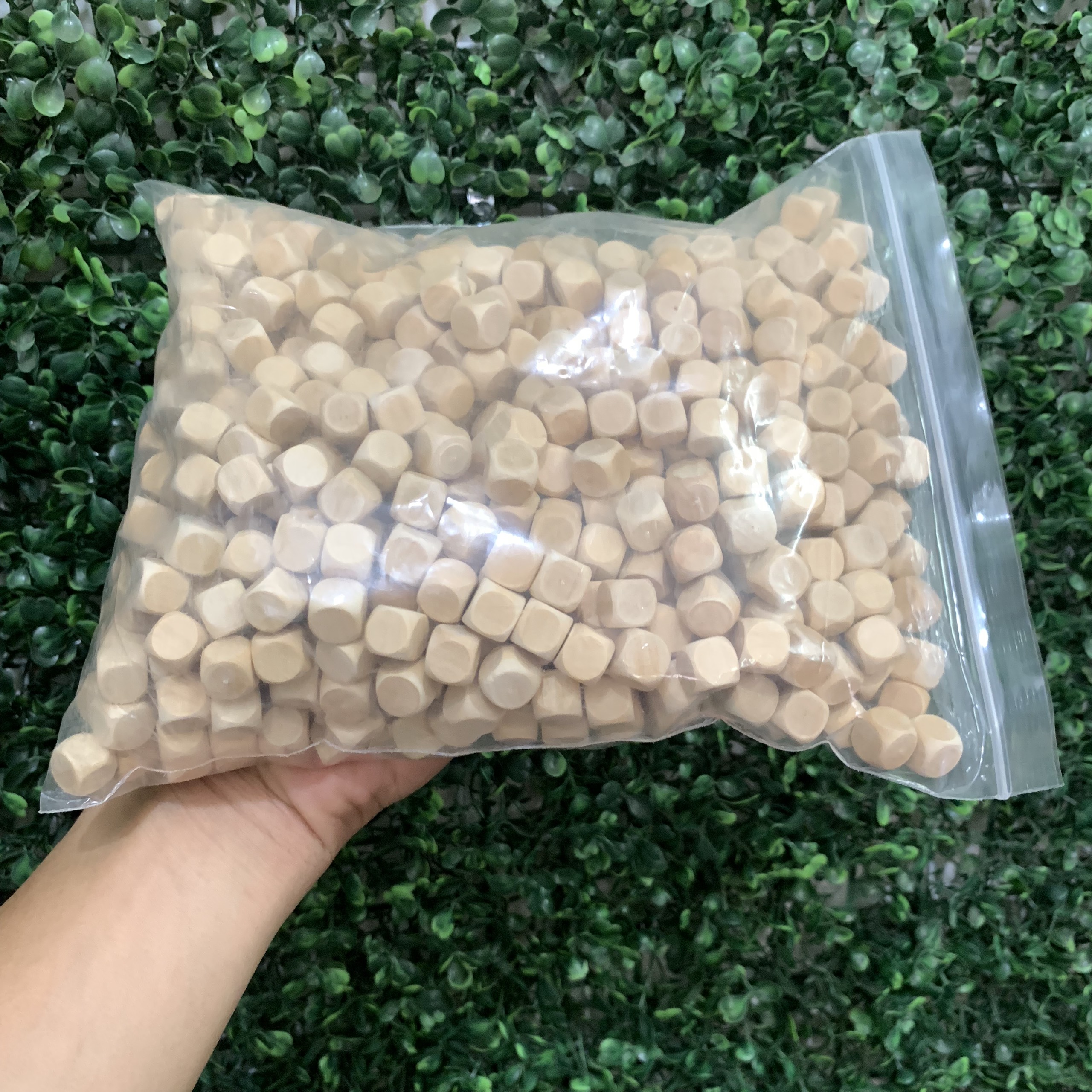 Đồ Chơi Hạt Gỗ Cho Bé Xúc Cát Thỏa Sức Vui Chơi Hạt Gỗ An Toàn Cho Bé