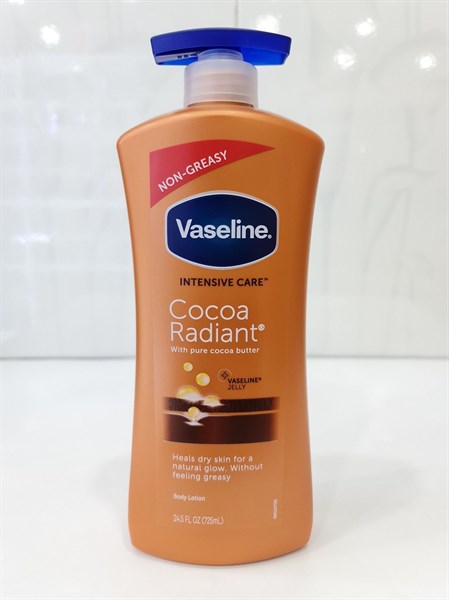 Sữa Dưỡng Thể Vaseline Intensive Care Cocoa Radiant Lotion 725ml