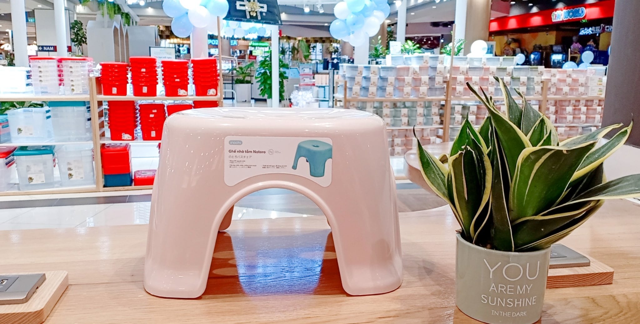 Ghế Nhà Tắm Notoro INOCHI Dành cho Mẹ Và Bé - Nhựa Cao Cấp Chắc Chắn - Chiều Cao Phù Hợp Cho Mẹ Và Bé Ngồi Thoải Mái