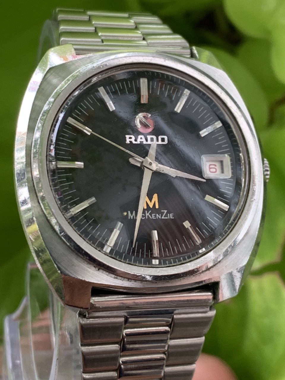 Đồng hồ nam Rado M automatic 25 jewels máy vàng 1 lịch dây kim loại của Thụy