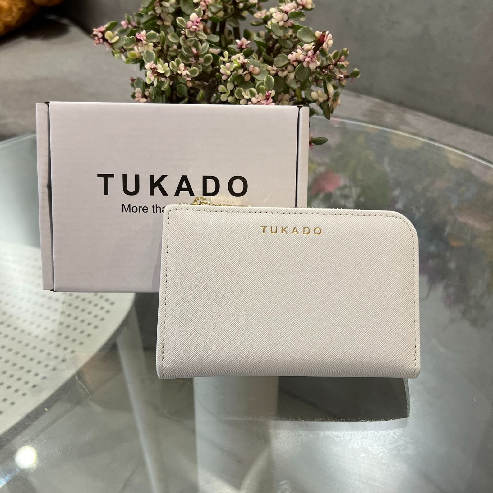Ví Nữ Ngắn Cầm Tay TUKADO Nhiều Ngăn Đựng Tiền Tiện Dụng Chất Da Xước Cao Cấp Siêu Đẹp Siêu Bền TK04