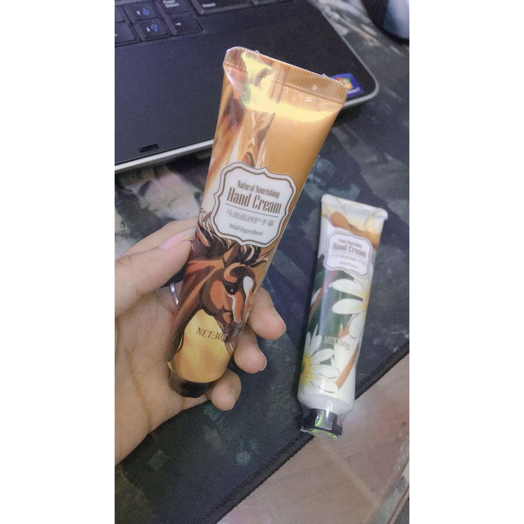 Kem dưỡng da tay