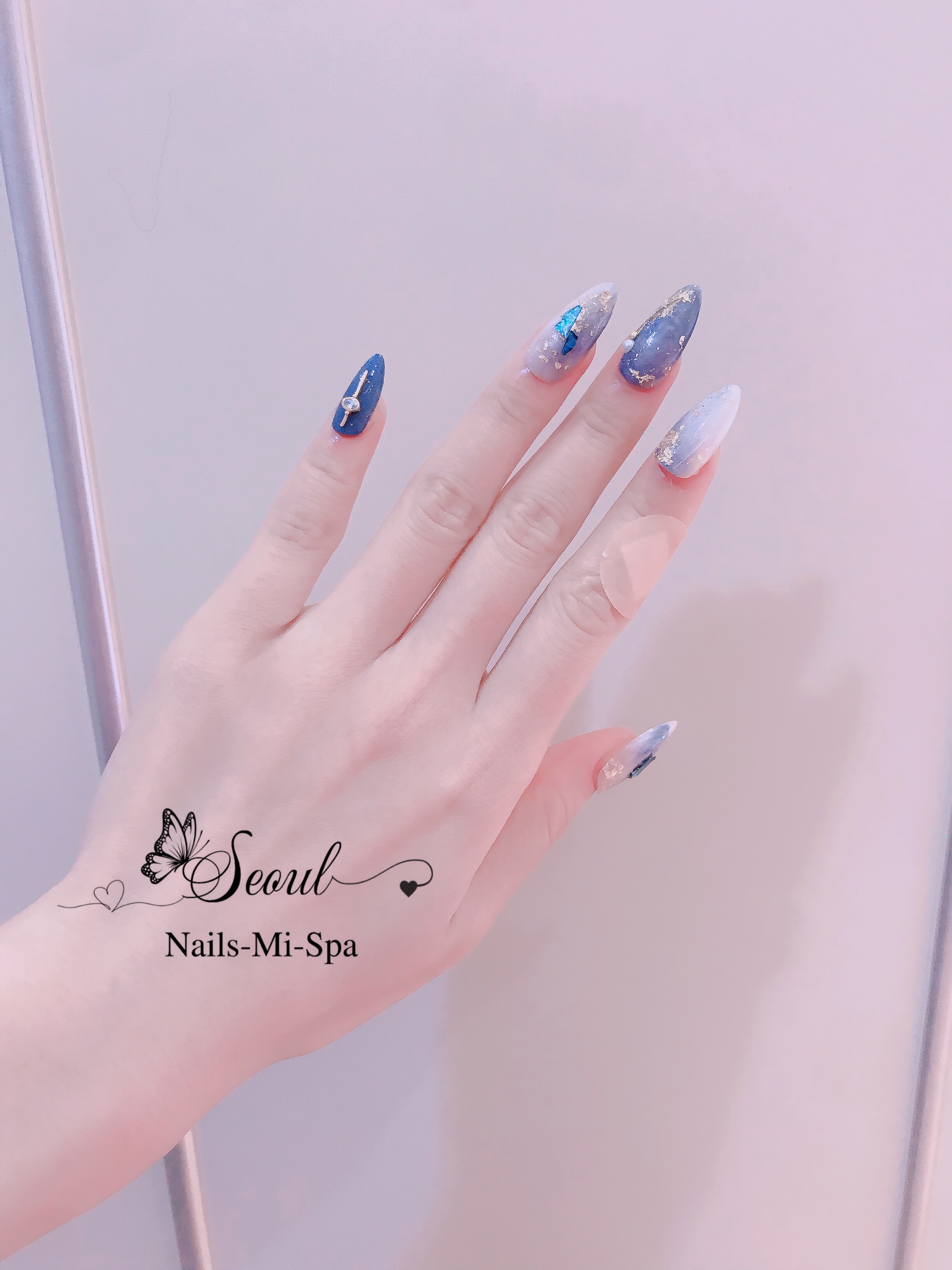 Nail box móng úp sẵn