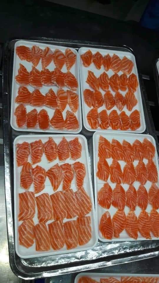 Sushi Cá Hồi Nauy Khay 200G