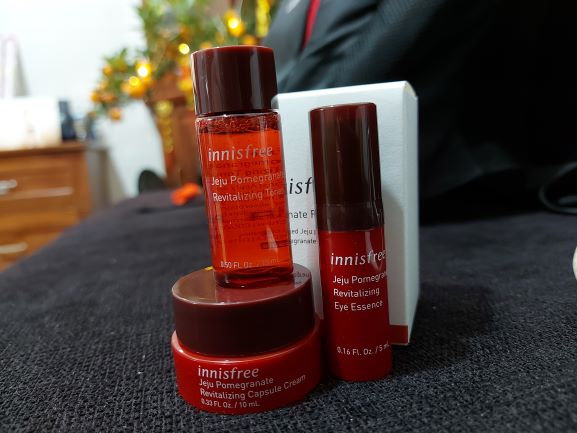 Jeju Pomegranate Revitalizing kit ( Bộ lựu mini size)