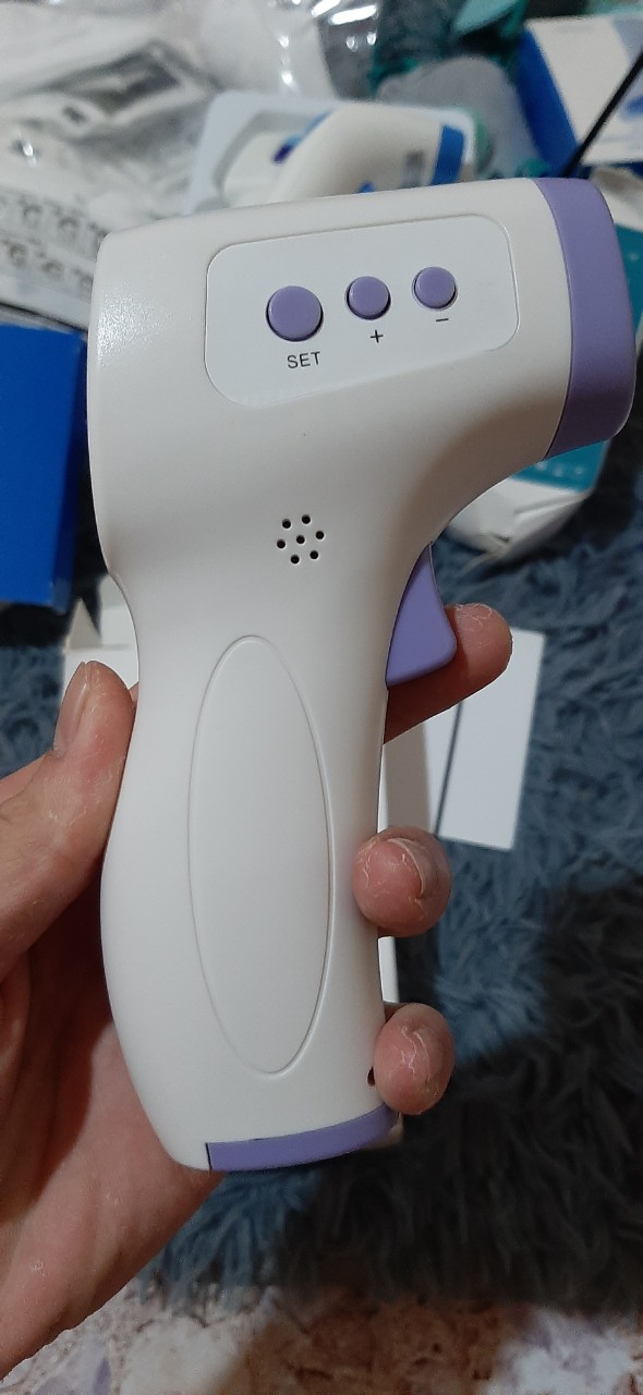 Nhiệt Kế Hồng Ngoại Cầm Tay