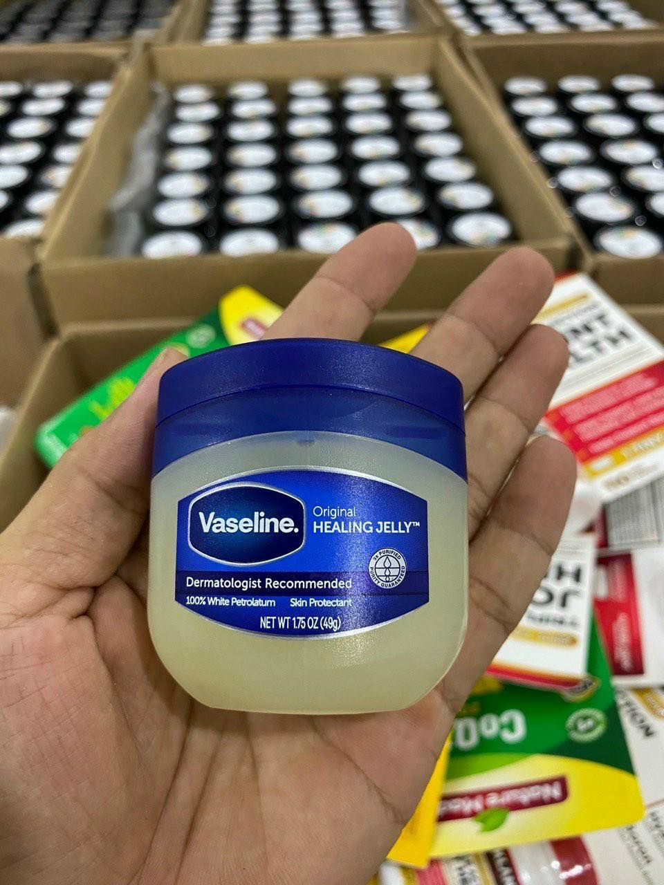 [Hcm]Sáp Dưỡng Ẩm Vaseline 100Ml