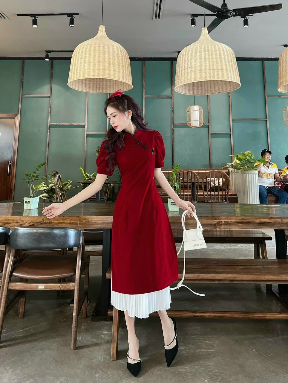 [New Sales 2024] Áo Dài Cách Tân Màu Đỏ Tay Ngắn Kèm Chân Váy Trắng Midi Xếp Ly  Set Thời Trang Trang Trọng Mặc Đi Chơi Lễ Tết Cực Sang