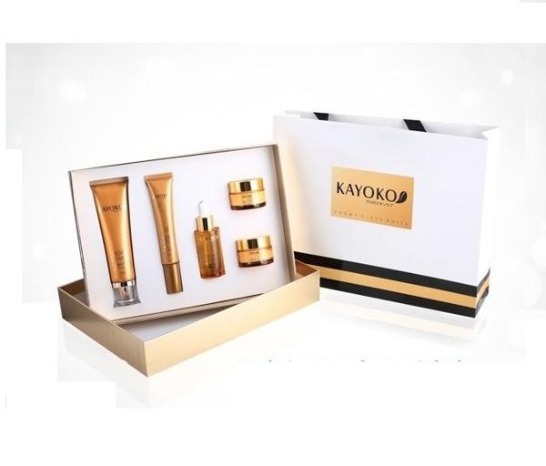 Bộ mỹ phẩm cao cấp màu vàng Plus Kayoko Nhật Bản 5 in 1