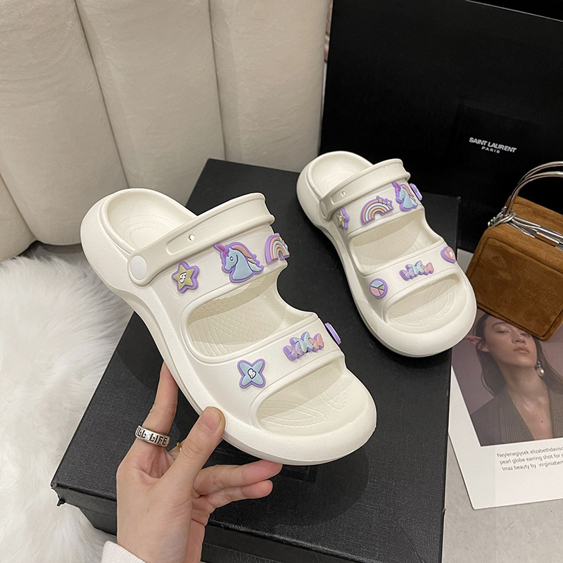 Dép quai hậu nữ  sandal nữ đế mềm 25cm tặng 14 sticker Unicorn phối màu trắng đen hồng cute QN-07 - 