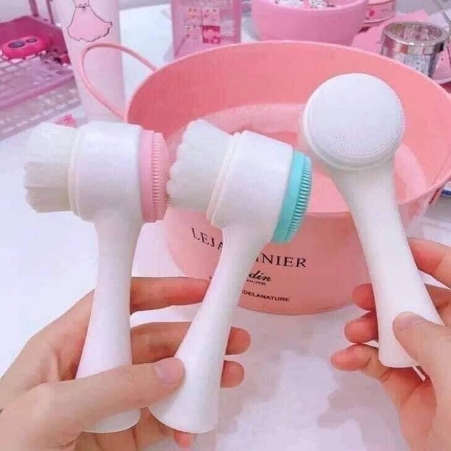 Cọ Rửa Mặt Massage Korea 2 In 1 Đánh Bay Mụn Đầu Đen - W158 - D13T2