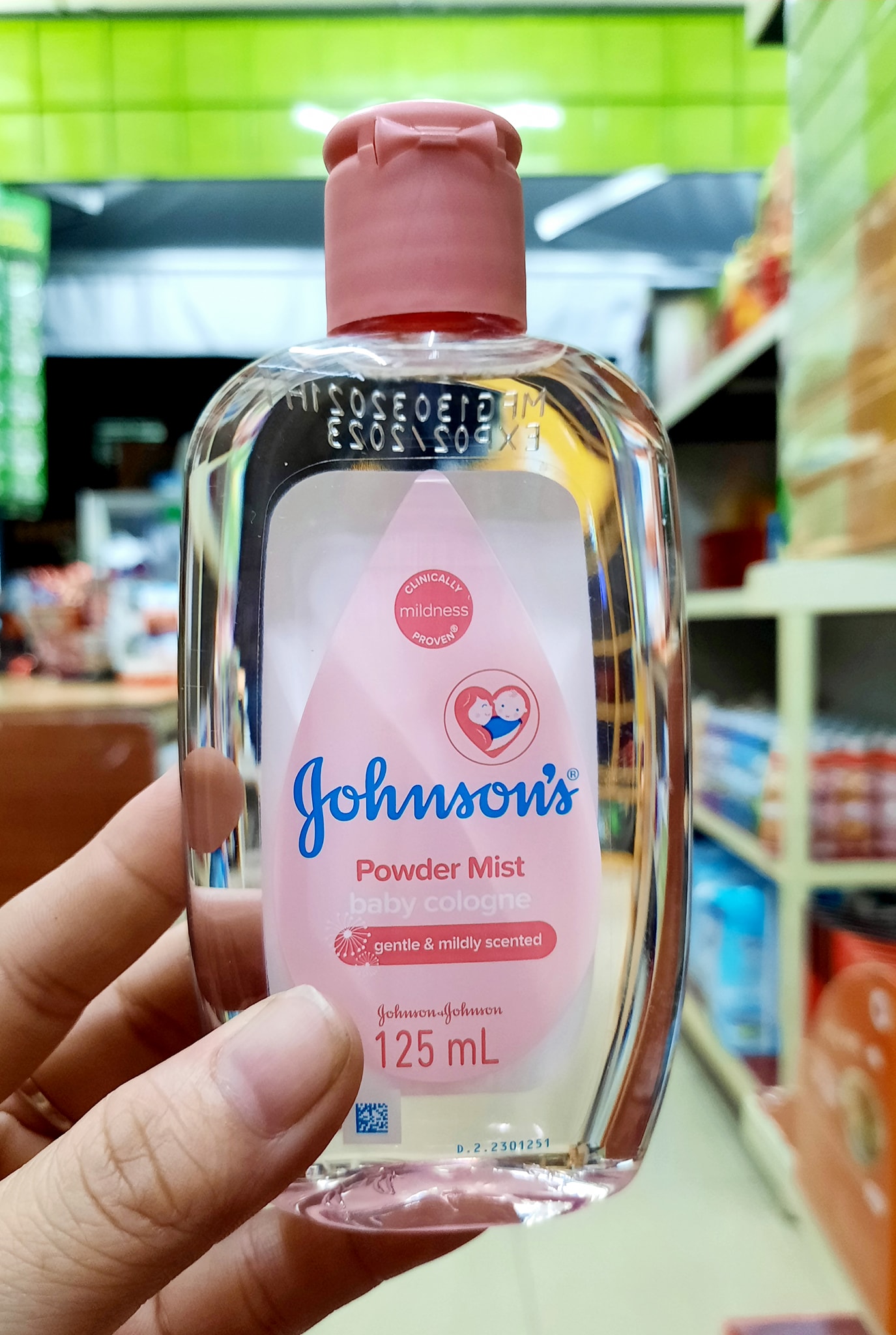 Nước hoa Johnsons Powder Mist - Hương phấn thơm 125ml - 4801010125303