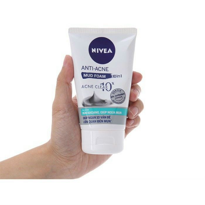 Sữa Rửa Mặt Bùn Khoáng Sáng Da Nivea Kiểm Soát Nhờn 50 Gam