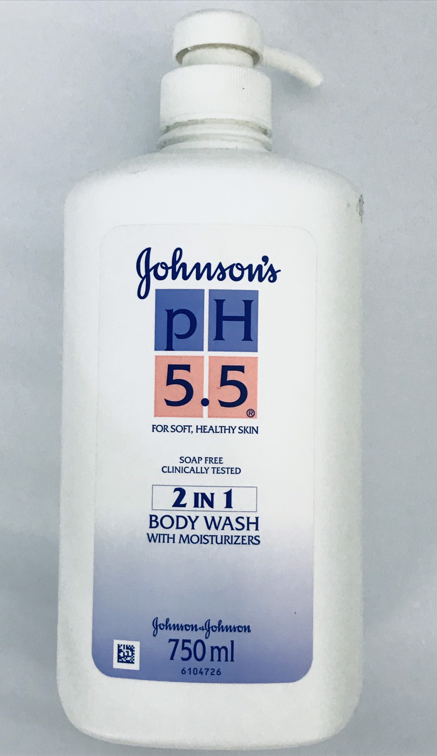 [Hcm]Sữa Tắm Johnson’s 2 In 1 Ph 5.5 Chứa Kem Dưỡng Ẩm 750Ml - Bách Hóa Chú Hoài