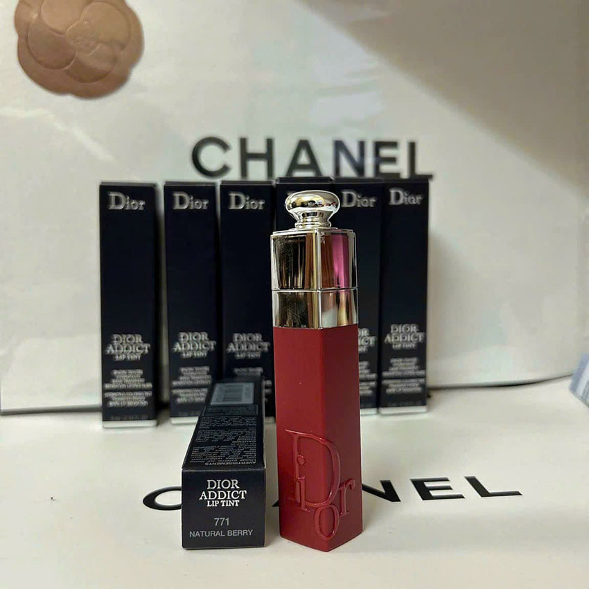 Full nhiều màu son Dior Tatoo Lip Tint cập nhật màu mớiFull Box Túi + HộpToàn màu hot trendsiêu đẹpT