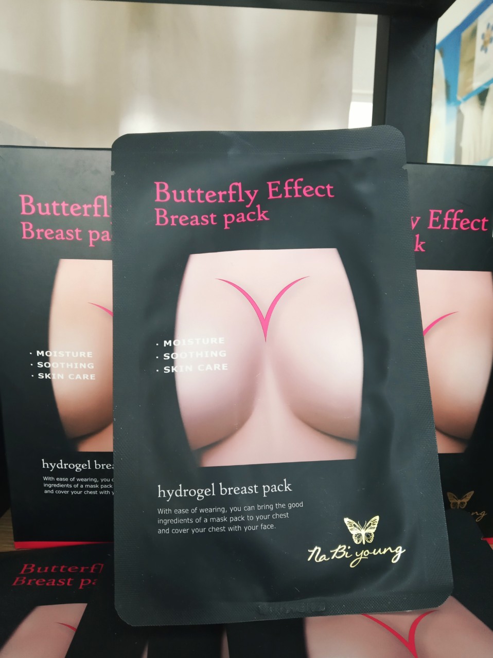 Mặt Nạ Nâng Ngực Săn Cơ Mịn Da Breast Pack Butterfly Effect (Miếng Lẻ)