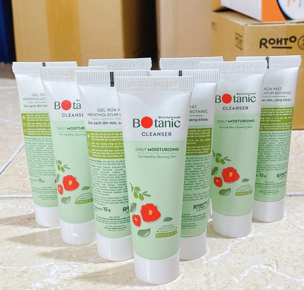 Gel Rửa Mặt Chiết Xuất Hệ Thực Vật Mentholatum Botanic Cleanser 15G